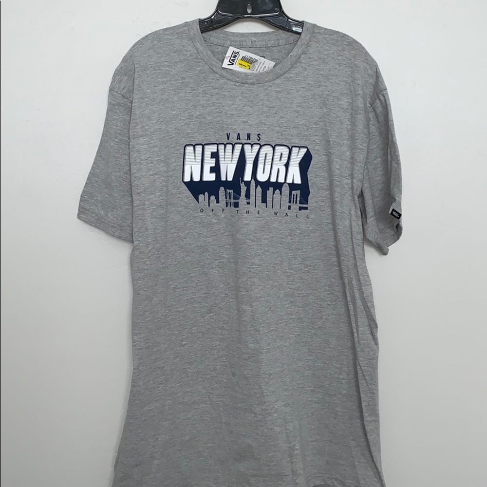 VANS •  Adult Unisex T Shirt •  Size Large • NWT